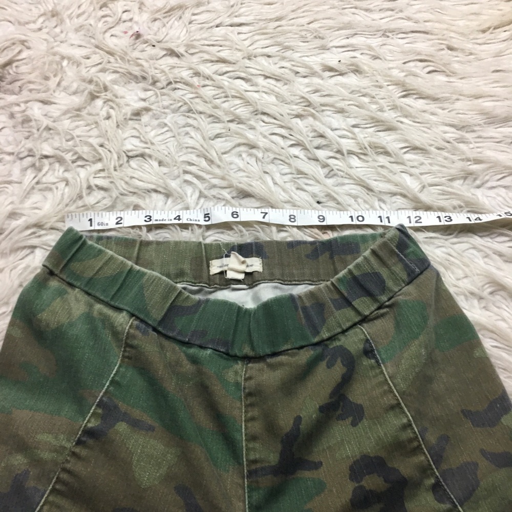 Silence + Noise Camouflage Green Pants Size Small - Picture 7 of 9